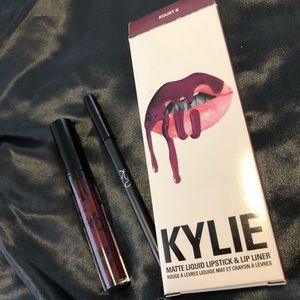 Kylie Cosmetics Kourt K Lip Kit